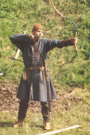 Монгол стреляет (соревнование лучников (2))