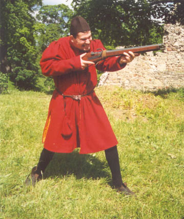 Айвар с аркебузой